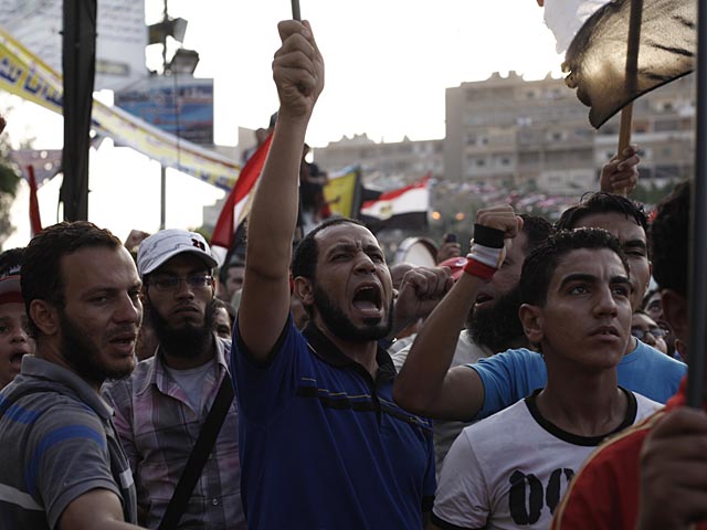 Египет: исламисты линчевали 19-летнего юношу и растерзали его тело