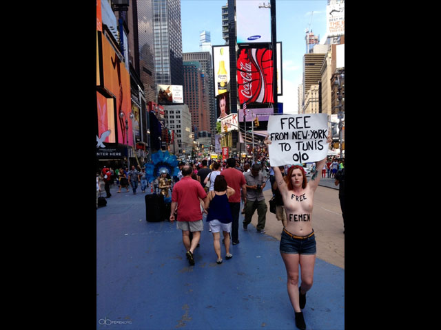 Акция FEMEN в Нью-Йорке. 20 июня 2013 года