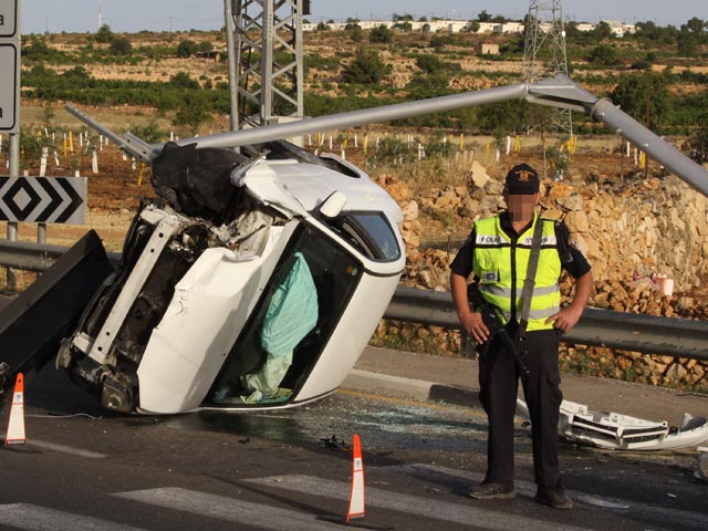 ДТП в Негеве: один человек погиб, двое раненых