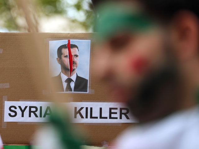 Акция противников режима Асада в Европе
