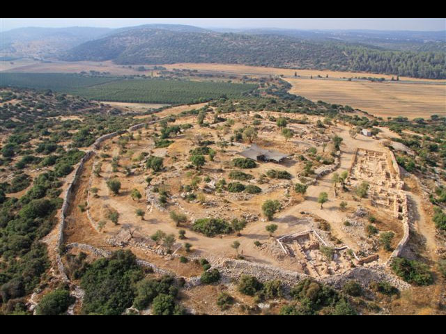В окрестностях Бейт-Шемеша обнаружен дворец царя Давида