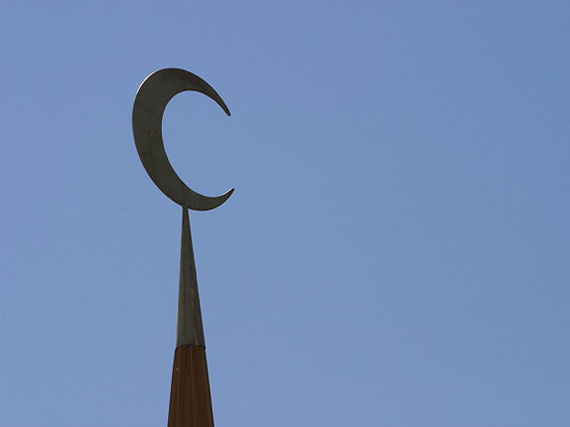 Нападения на мечети в Великобритании участились после того, как два исламских экстремиста убили военнослужащего Ли Ригби в Вулидже