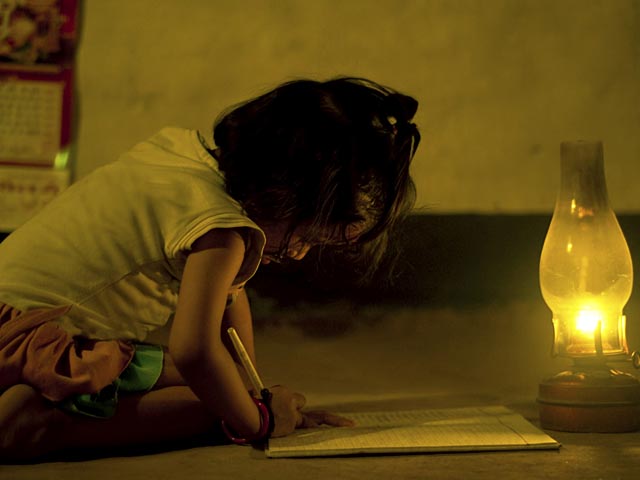 Правозащитники требуют подключить к электричеству семь школ в Негеве 