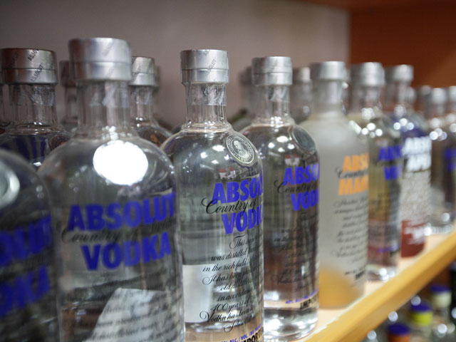Алкогольная реформа: дешевого алкоголя не будет, дорогой подешевеет