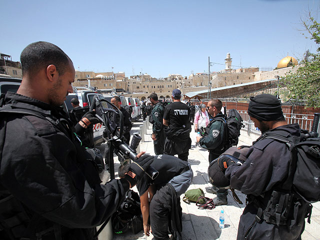 Полиция закрыла доступ на Храмовую гору для немусульман до окончания Лайлат аль-Кадр