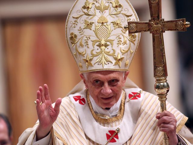 Экс-понтифик Бенедикт: моя отставка продиктована самим Богом