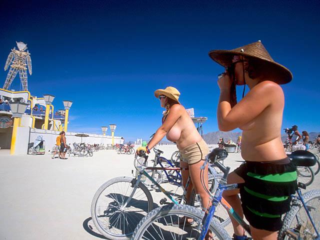 Burning Man: фестиваль радикального самовыражения собрал 61.000 участников