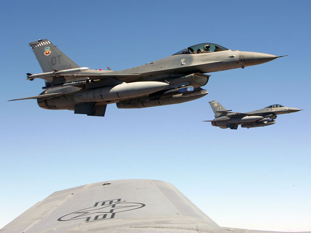 Истребители F-16 ВВС США