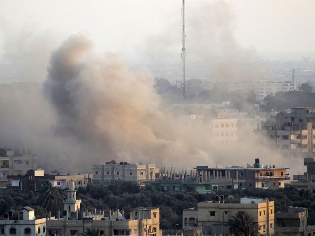 Египетская армия проводит масштабную операцию против террористов в районе сектора Газы