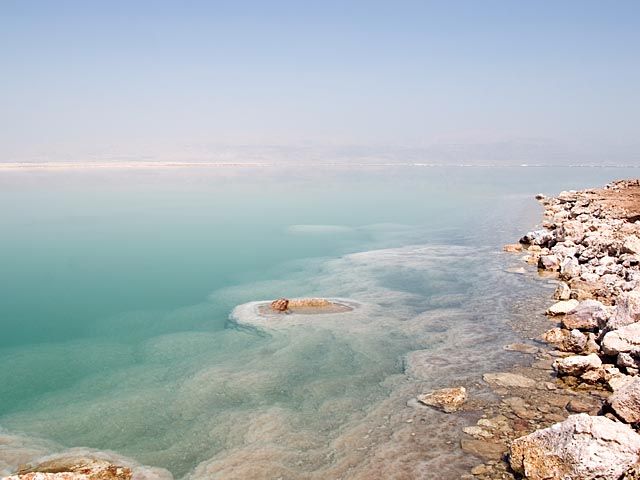 Мертвое море обмелело в августе на 16 сантиметров