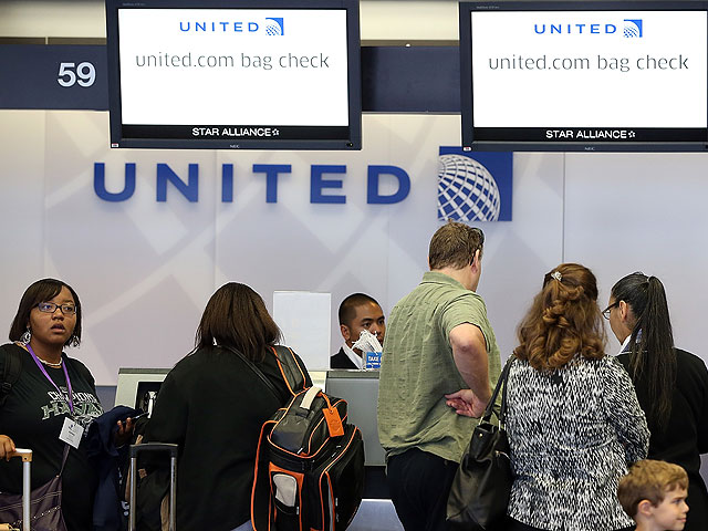 Авиакомпания United Airlines продавала билеты по 5 долларов