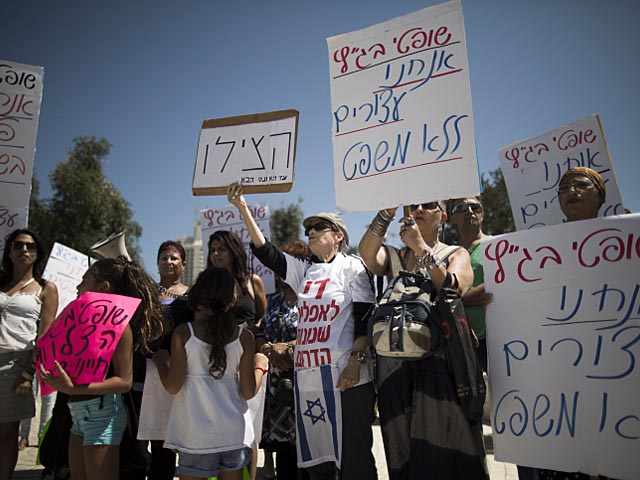 В южном Тель-Авиве прошла демонстрация протеста против решения БАГАЦа