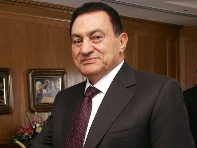 Суд по делу Мубарака отложен на 14 сентября: судья попросил помощи военных экспертов