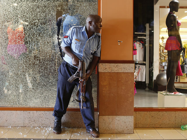 В торговом центре Westgate во время террористической атаки. Найроби, 21 сентября 2013 года
