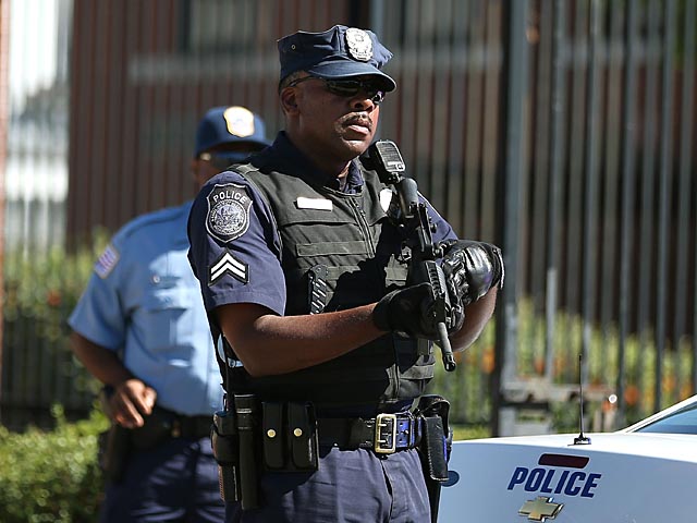 ABC: полицейские застрелили женщину, открывшую стрельбу у здания Конгресса