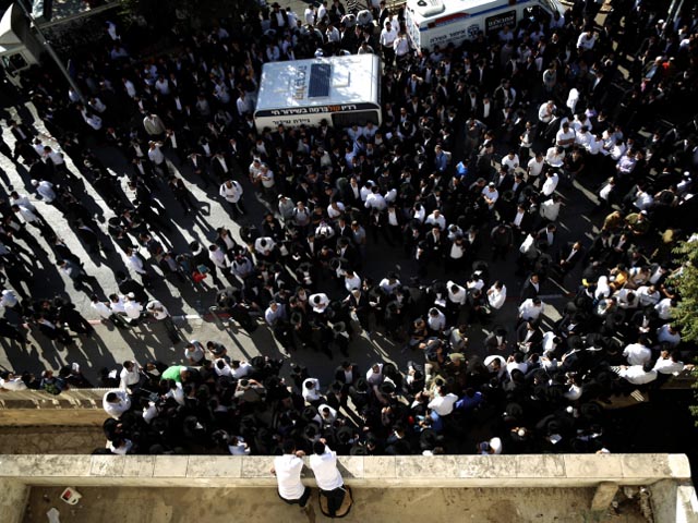 Похороны Овадьи Йосефа. 7 октября 2013 года