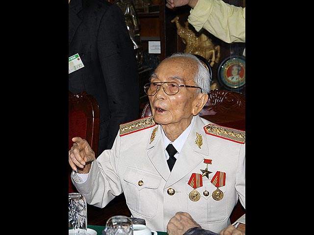 Ханой: похороны "Красного Наполеона" &#8211; 102-летнего генерала, сокрушившего колониализм