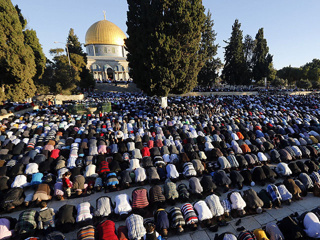 У мусульман начался праздник Ид аль-Адха: Израиль ввел послабления для палестинцев