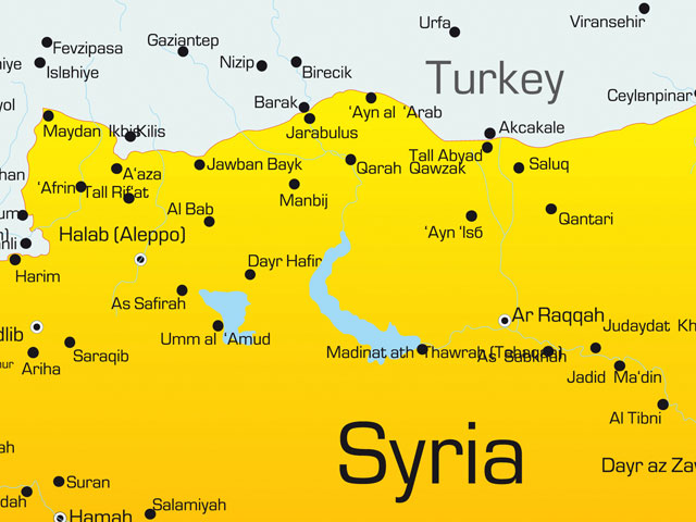 Турецкая армия нанесли удар по позициям боевиков "Аль-Каиды" в Сирии