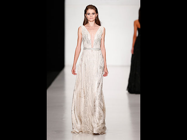 "Мисс Румыния" Роксана Андреи