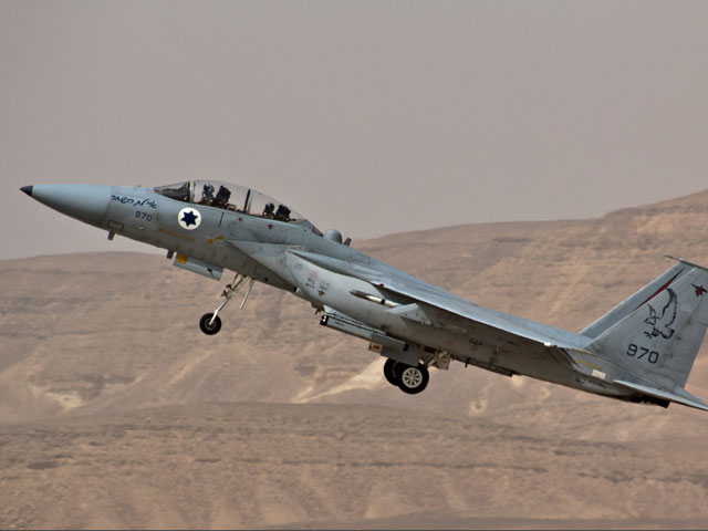 F-16 во время учений в Израиле (архив)