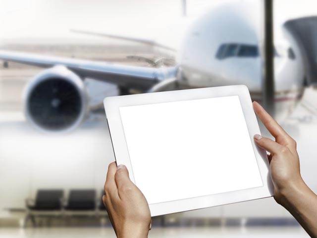 США: при взлете самолета можно не выключать электронные приборы