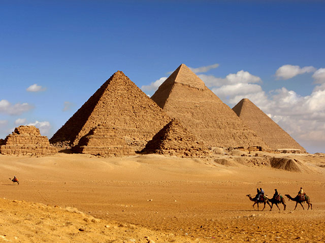 МИД России снял ограничения на поездки туристов в Египет