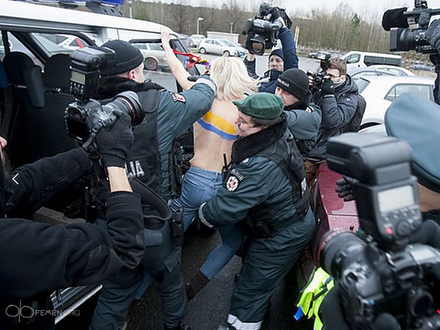 Акция FEMEN в поддержку евроинтеграции Украины. Вильнюс, 29.11.2013