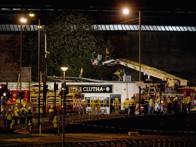 Место происшествия, паб The Clutha в Глазго. 30.11.2013