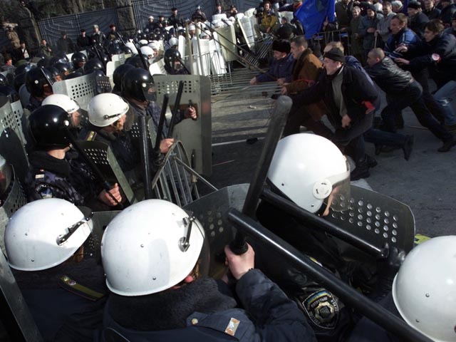 Киев. 9 марта 2001 года