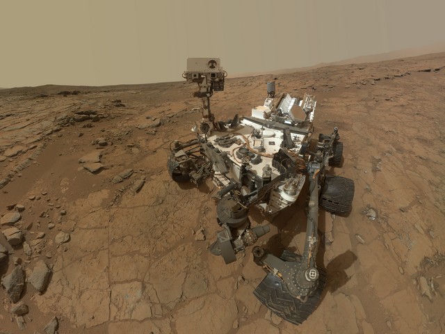 Американский марсоход Curiosity обнаружил на Красной планете следы существования пресноводного озера