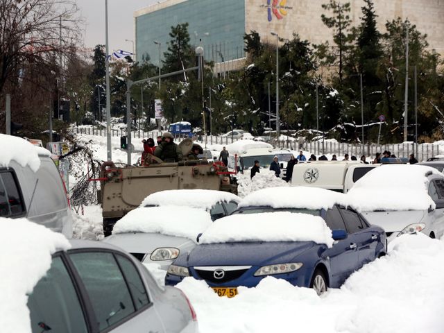 Бронетранспортеры на улицах Иерусалима. 14.12.2013