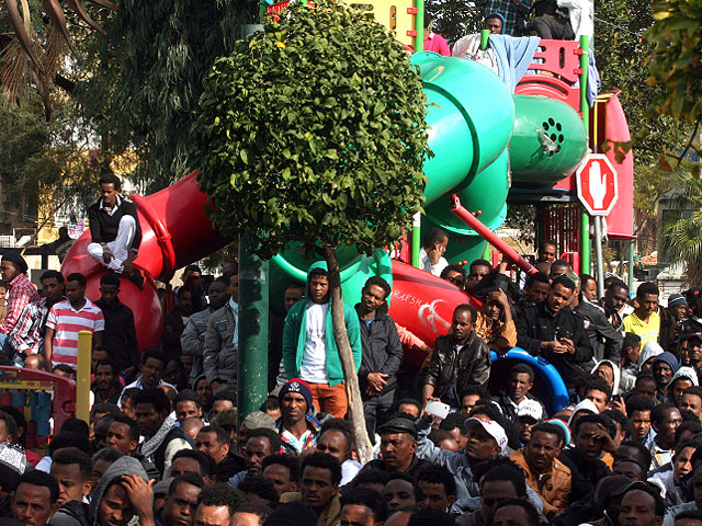Забастовка африканских нелегалов. Тель-Авив, 7 января 2014 года  
