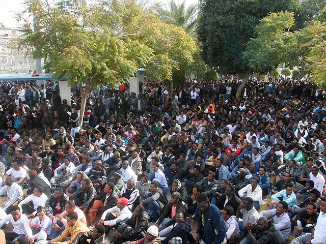 Забастовка африканских нелегалов. Тель-Авив, 7 января 2014 года 