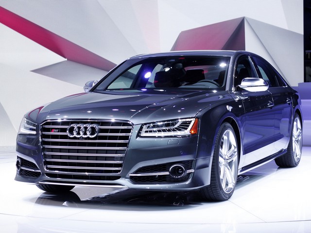 Audi S8