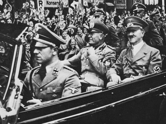The Daily Beast: Американский конспиролог утверждает, что Гитлер бежал в Аргентину