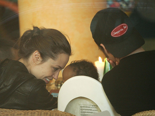 Анджелина Джоли с Захарой