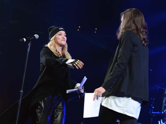 Мадонна и Надежда Толоконникова. Нью-Йорк, 5 февраля 2014 года