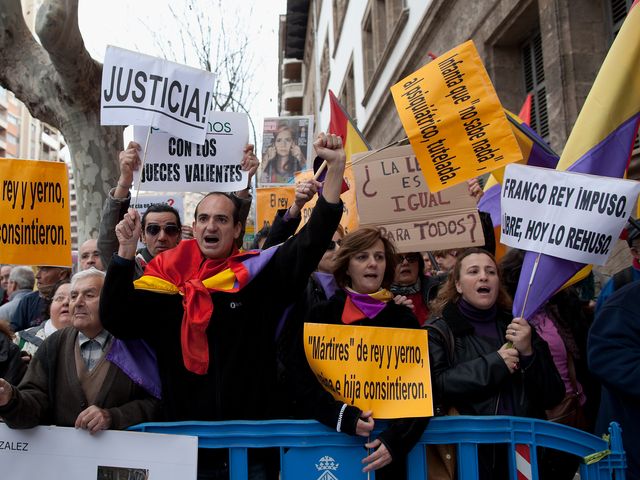 Демонстрация противников монархии. Палма де Майорка, 08.02.2014