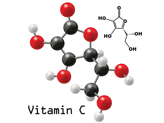 Ученые: витамин С помогает при лечении рака