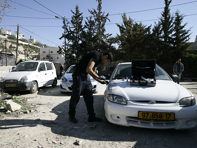 В Иерусалиме повреждены 16 машин и автобус, подозрение на "таг мехир"