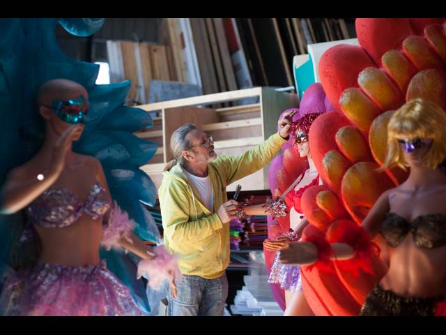 Персонажи карнавала Адлояда-2014, который состоится 16 марта в Холоне