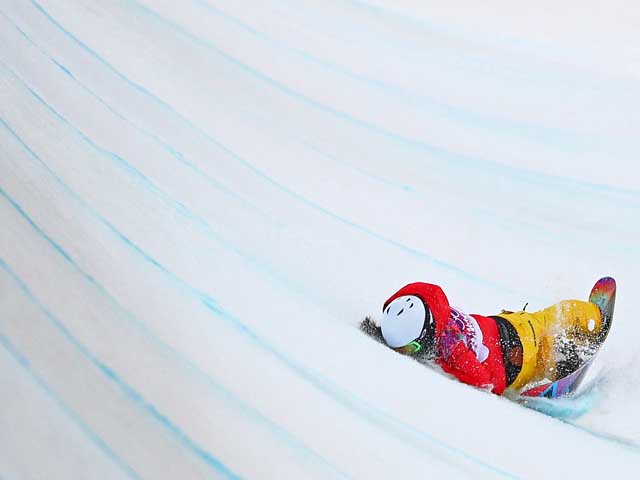 Олимпиада. Сноуборд. Американка потеряла сознание после падения в квалификационном заезде