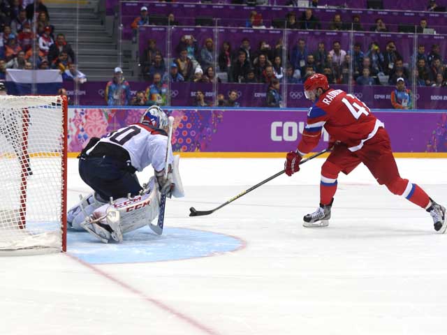 Олимпиада. Хоккей. Россияне победили словаков в серии буллитов