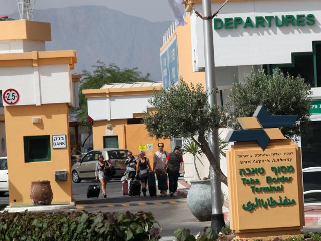Пограничный переход в Табе частично возобновил работу после теракта