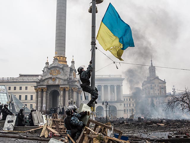 На фоне подготовки к антитеррористической операции отправлен в отставку глава Генштаба Украины