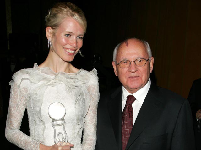 Клаудия Шиффер и Михаил Горбачев. 2006-й год