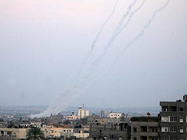 По предварительной информации, по израильской территории из сектора Газы были выпущены десятки ракет