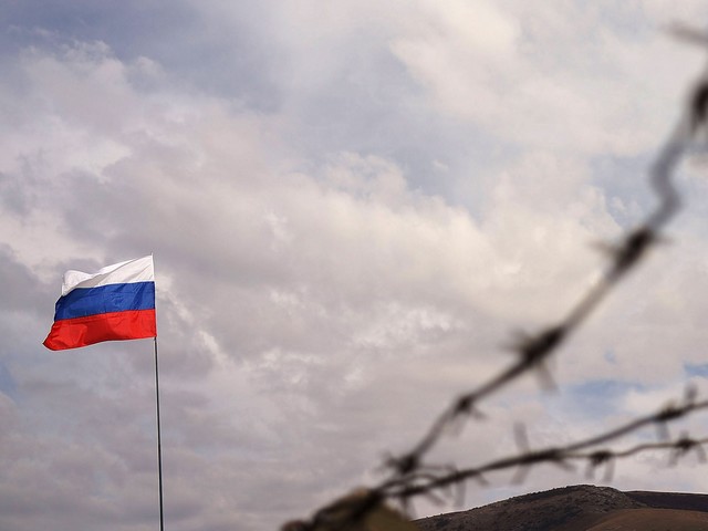 В Крыму 72 подразделения армии Украины  подняли российский флаг