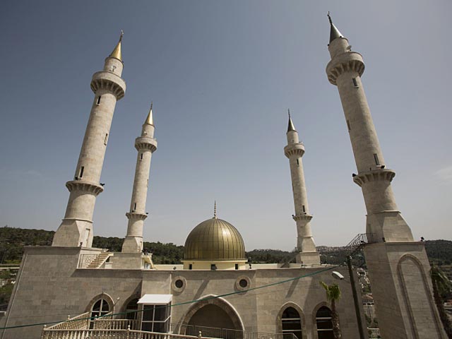 Новая мечеть в Абу-Гош. 16 марта 2014 года
